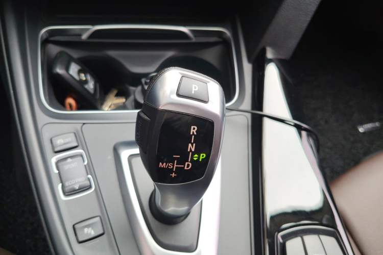 Used BMW 3 Series 2018 320Li xDrive Fashion Model Gear Lever