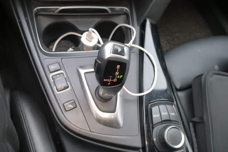 Used BMW 3 Series 2018 318Li Gear Lever
