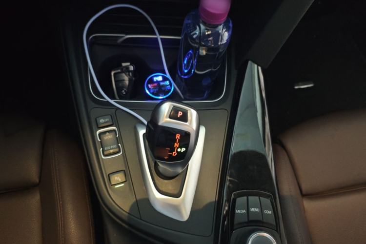 Used BMW 3 Series 2018 320Li Fashion Model Gear Lever