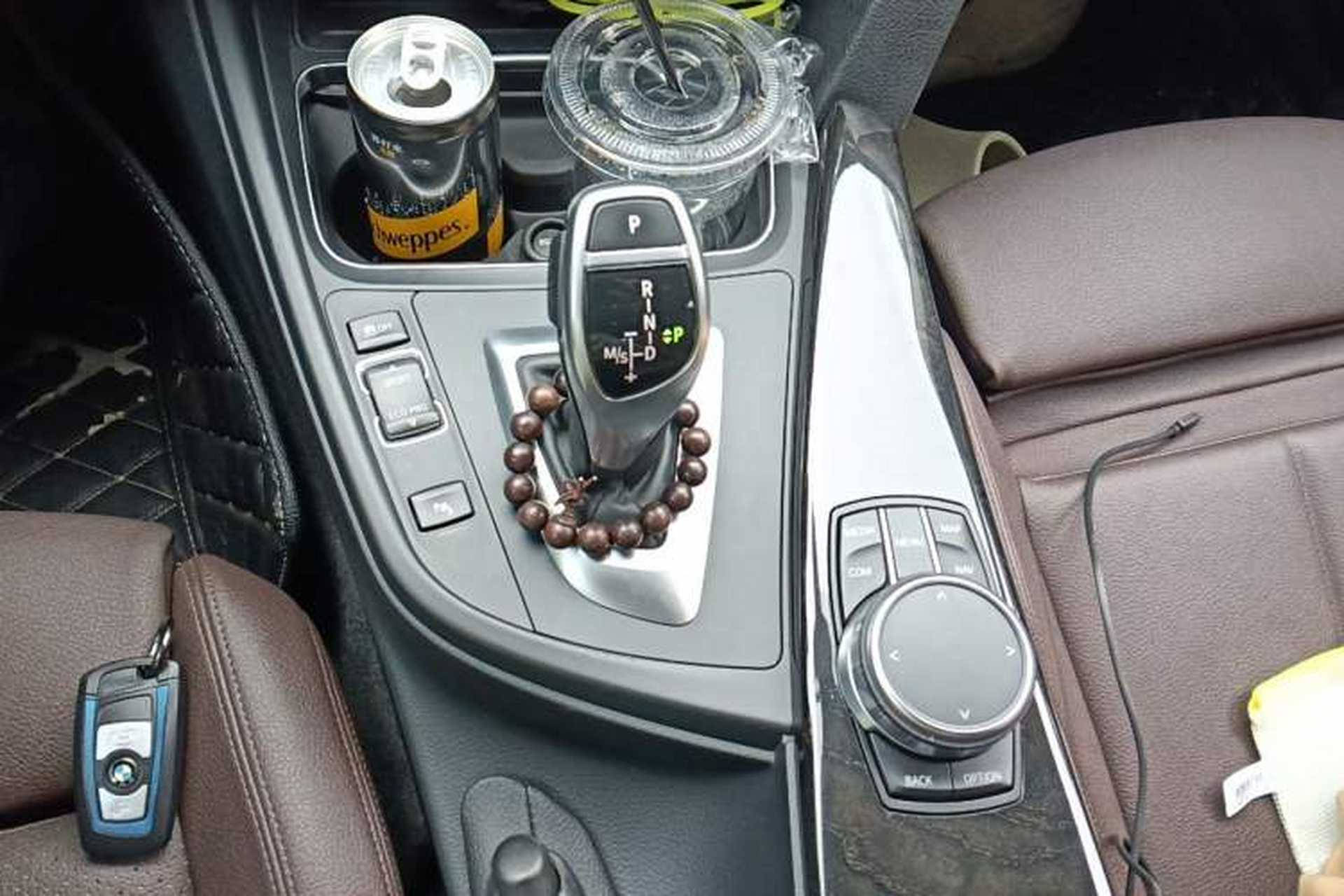 Used BMW 3 Series 2018 320Li M Sport Night Edition Gear Lever