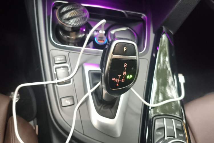 Used BMW 3 Series 2018 320Li Leading Model M Sport Package Gear Lever