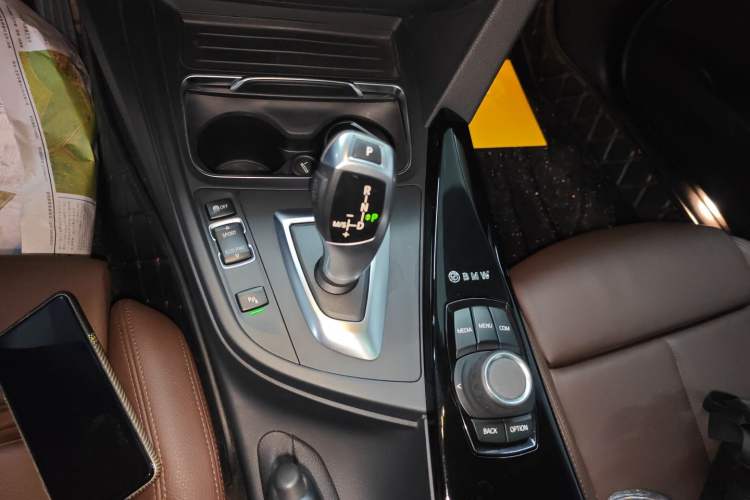 Used BMW 3 Series 2018 320Li Fashion Model Gear Lever
