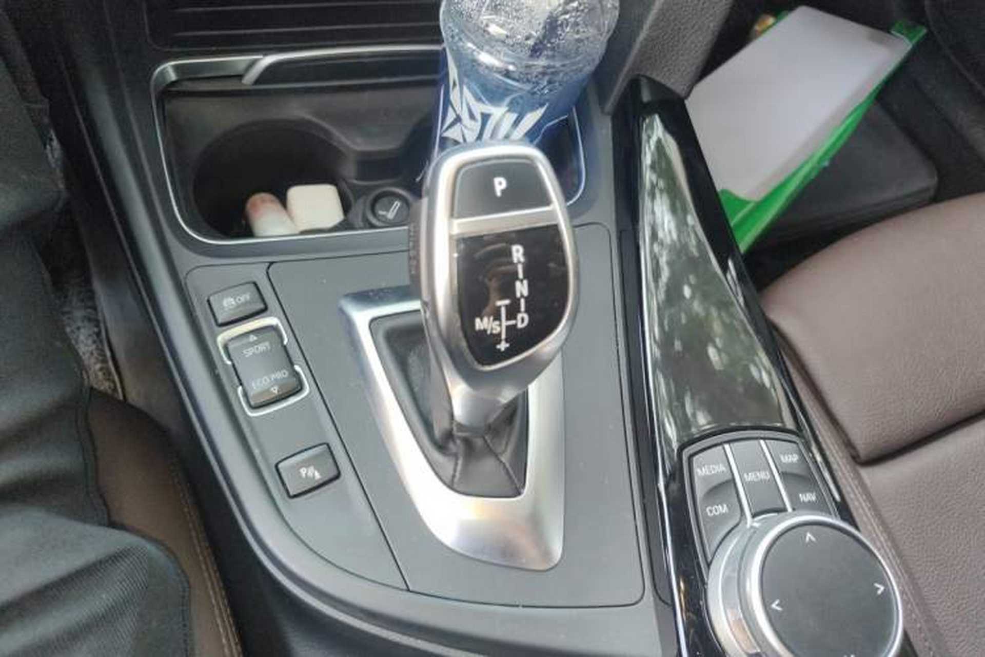 Used BMW 3 Series 2018 320Li Leading Model M Sport Package Gear Lever
