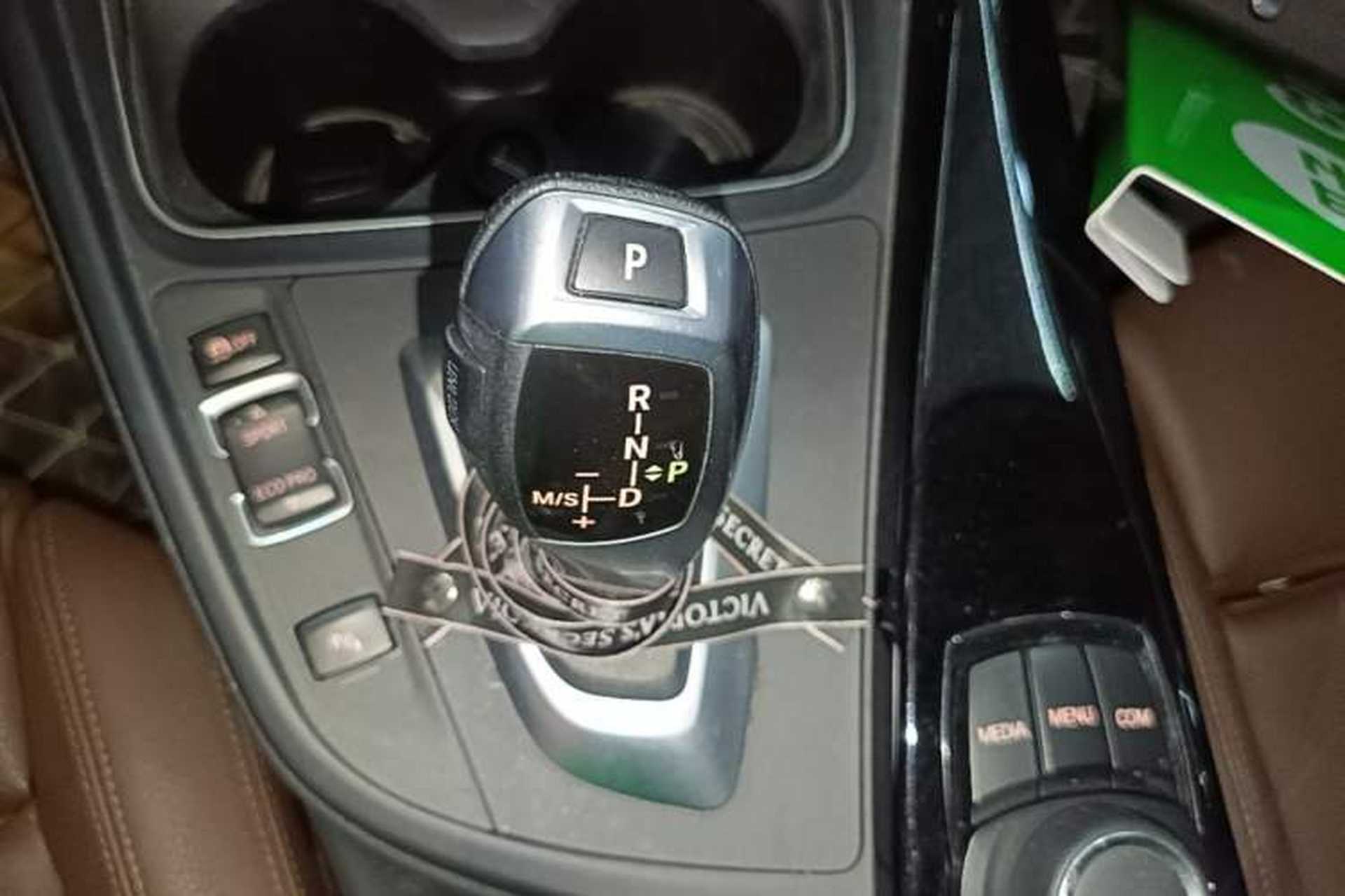 Used BMW 3 Series 2018 320Li Fashion Model Gear Lever