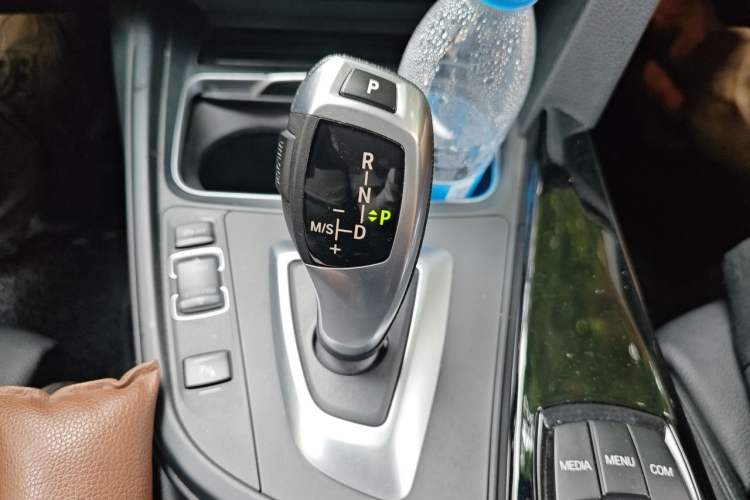 Used BMW 3 Series 2018 320Li xDrive Fashion Model Gear Lever