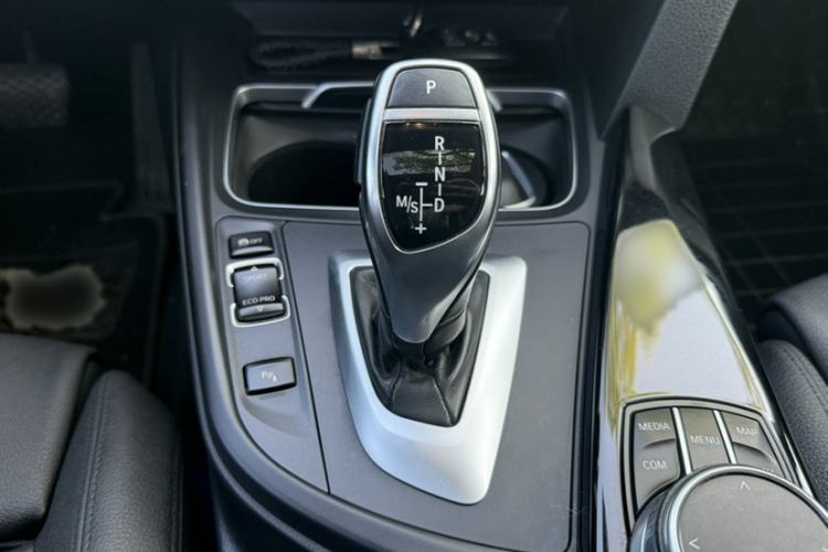 Used BMW 3 Series 2018 320Li Leading Model M Sport Package Gear Lever