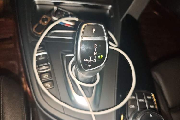Used BMW 3 Series 2018 320Li Leading Model M Sport Package Gear Lever