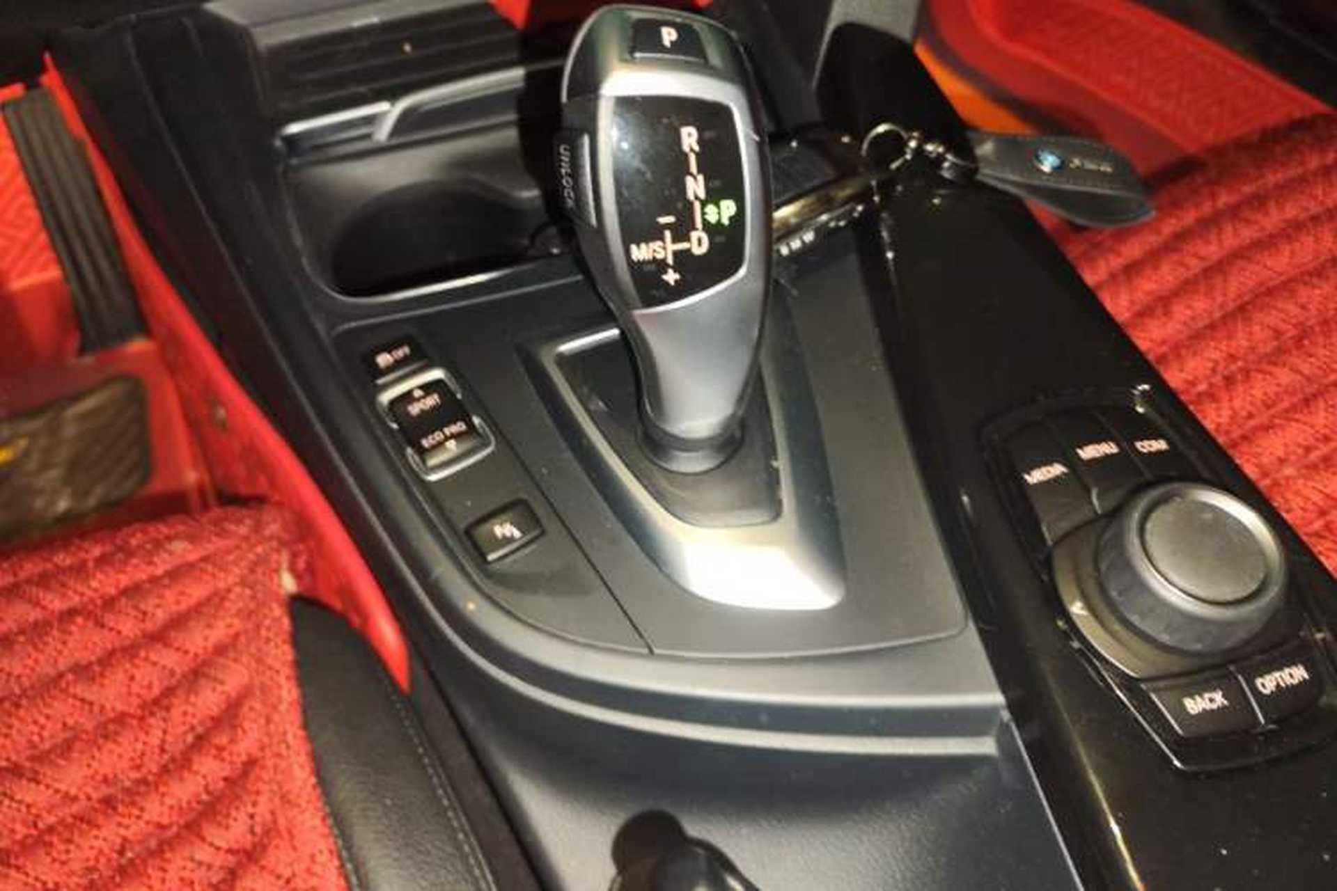 Used BMW 3 Series 2018 320Li Fashion Model Gear Lever