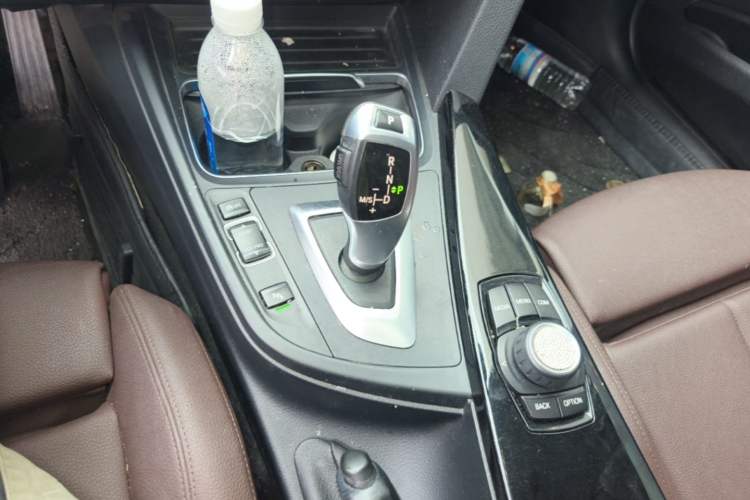 Used BMW 3 Series 2018 320Li Fashion Model Gear Lever