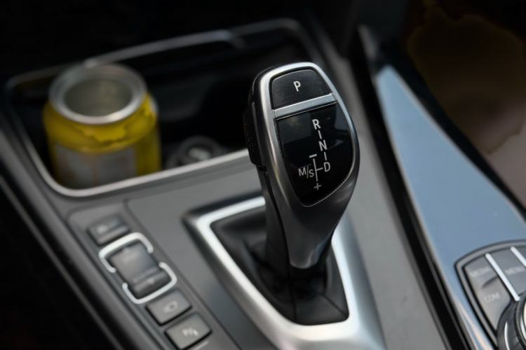 Used BMW 3 Series 2018 320Li Leading Model M Sport Package Gear Lever