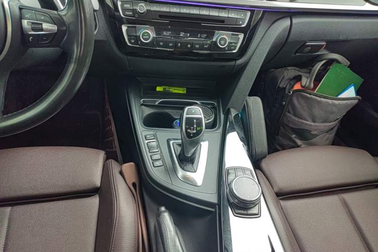 Used BMW 3 Series 2018 320Li Leading Model M Sport Package Gear Lever