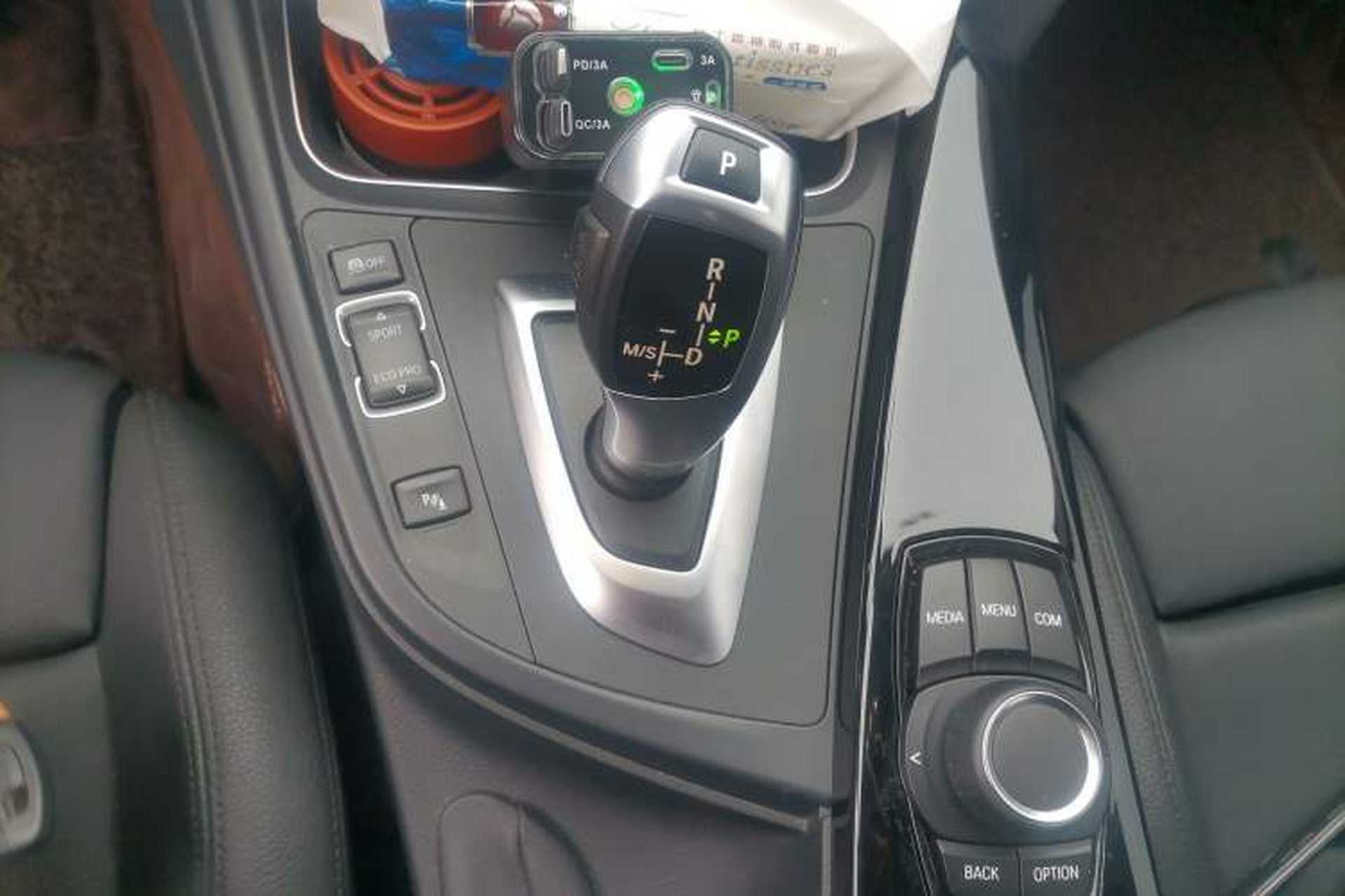 Used BMW 3 Series 2018 320Li Fashion Model Gear Lever