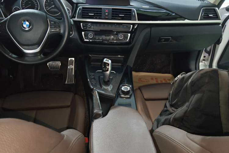 Used BMW 3 Series 2018 320Li Fashion Model Gear Lever