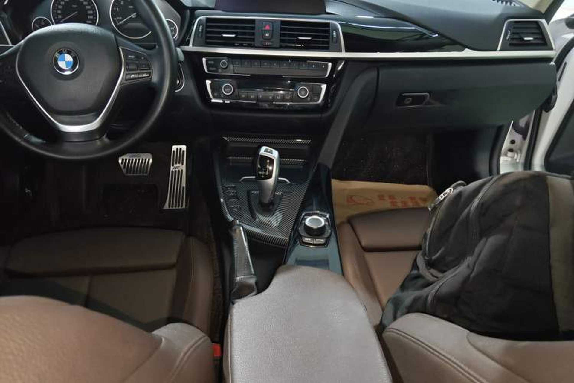 Used BMW 3 Series 2018 320Li Fashion Model Gear Lever