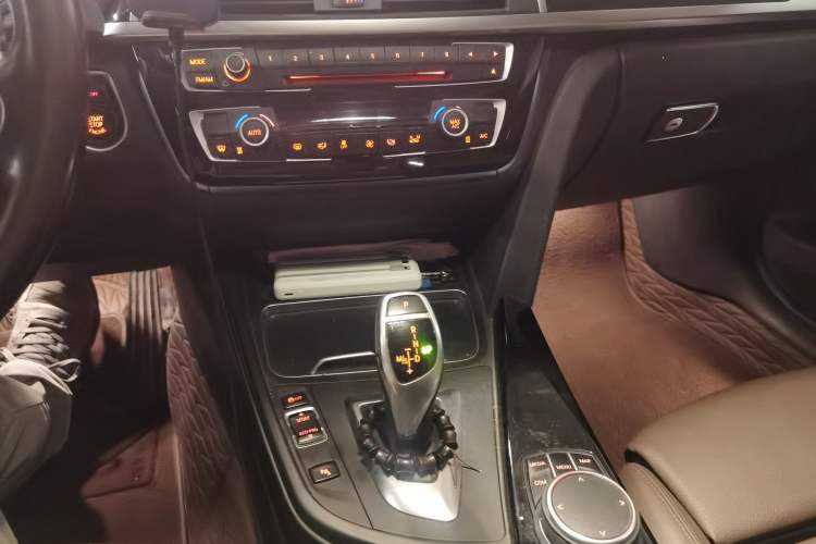 Used BMW 3 Series 2018 320Li Leading Model M Sport Package Gear Lever