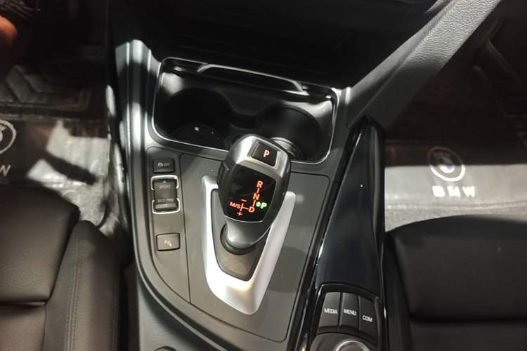 Used BMW 3 Series 2018 318Li Gear Lever