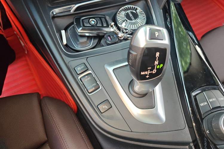 Used BMW 3 Series 2018 320Li Fashion Model Gear Lever