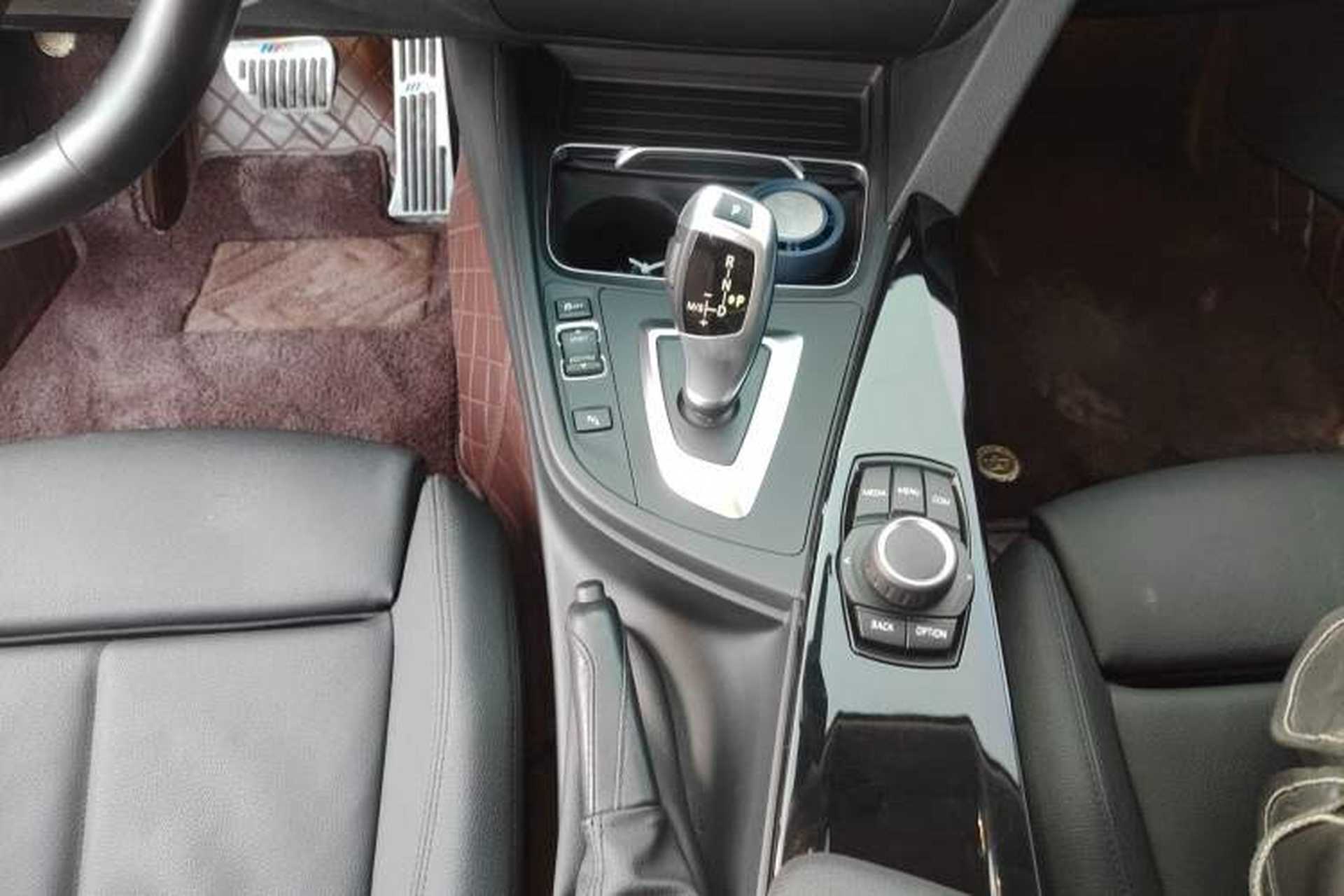 Used BMW 3 Series 2018 318Li Gear Lever