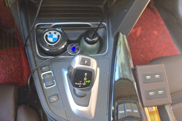 Used BMW 3 Series 2018 320Li Fashion Model Gear Lever