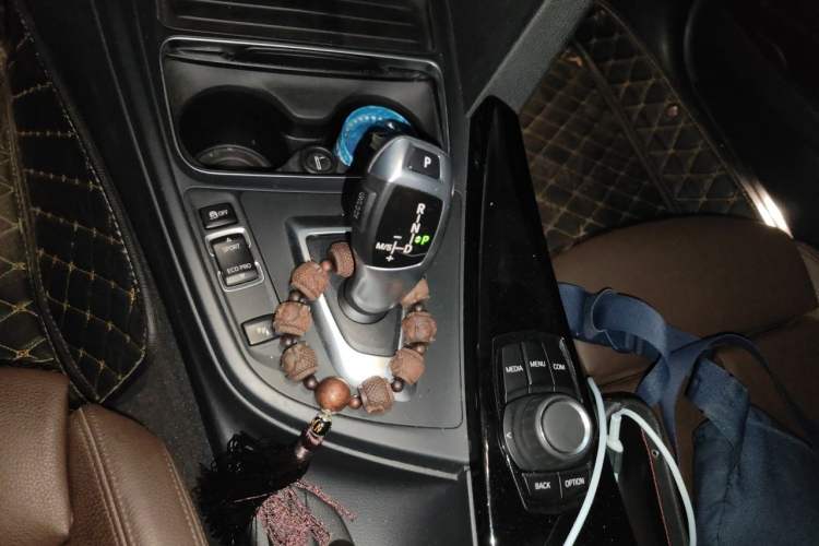 Used BMW 3 Series 2018 320Li Fashion Model Gear Lever