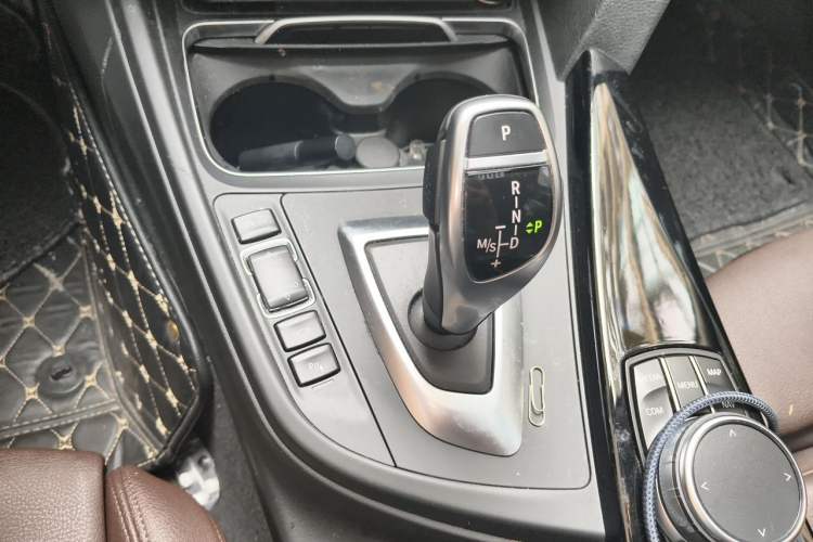 Used BMW 3 Series 2018 320Li Leading Model M Sport Package Gear Lever