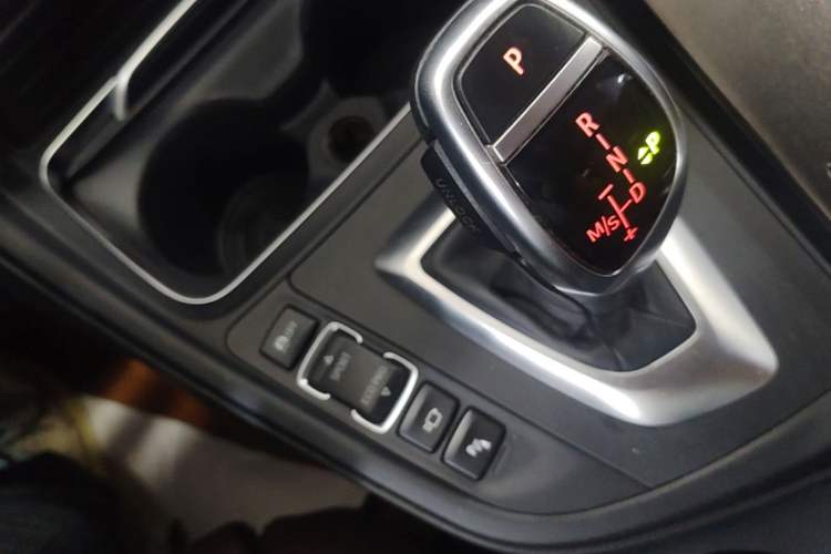 Used BMW 3 Series 2018 320Li Leading Model M Sport Package Gear Lever
