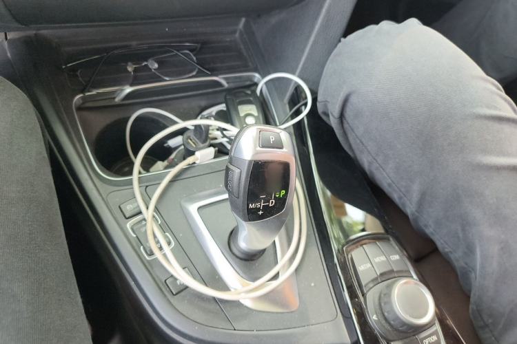 Used BMW 3 Series 2018 320Li Fashion Model Gear Lever
