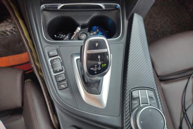 Used BMW 3 Series 2018 320Li Leading Model M Sport Package Gear Lever