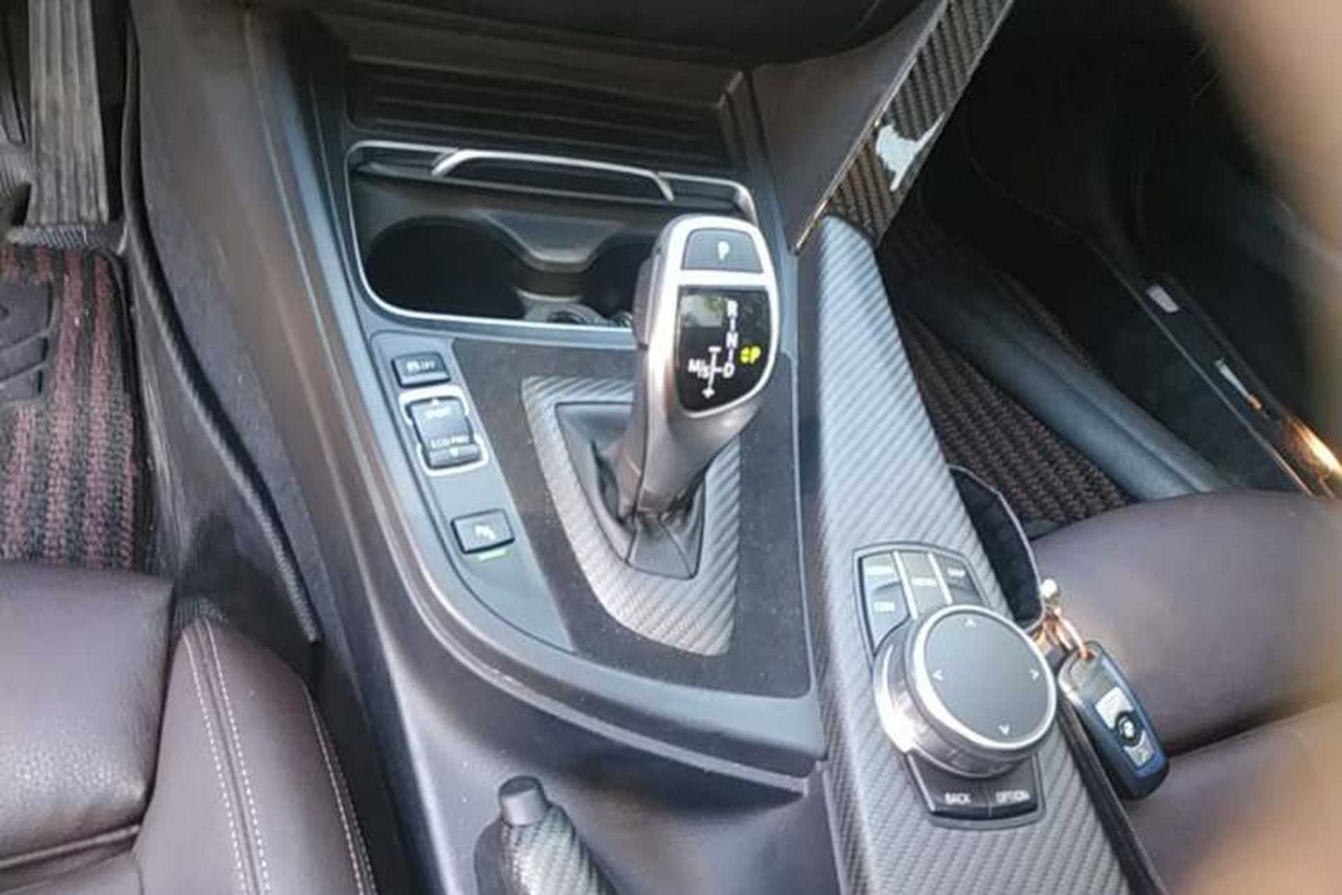 Used BMW 3 Series 2018 330Li M Sport Shadow Edition Gear Lever