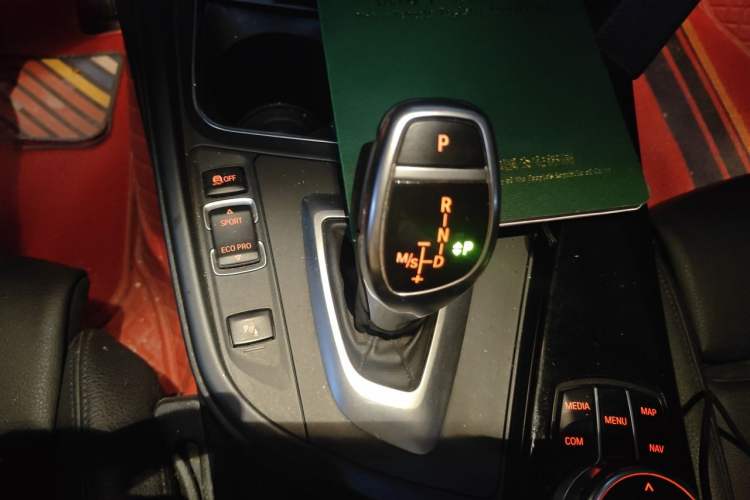 Used BMW 3 Series 2018 320Li Leading Model M Sport Package Gear Lever