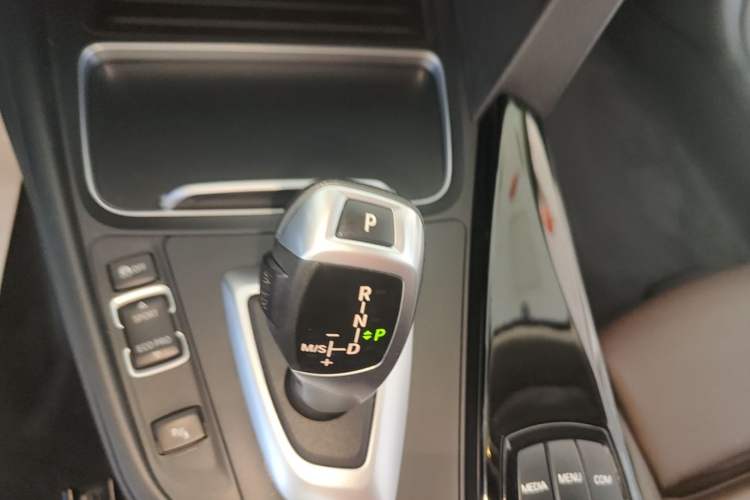 Used BMW 3 Series 2018 318Li Gear Lever