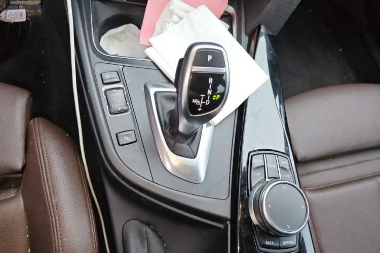 Used BMW 3 Series 2018 320Li Leading Model M Sport Package Gear Lever