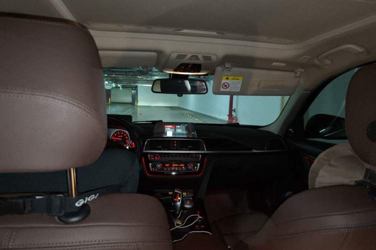 Used BMW 3 Series 2018 320Li Fashion Model Headliner