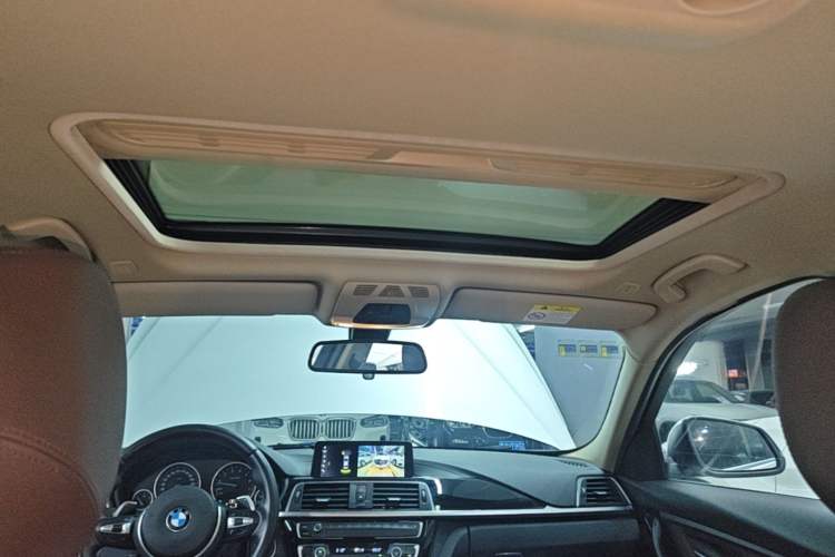 Used BMW 3 Series 2018 320Li Fashion Model Headliner