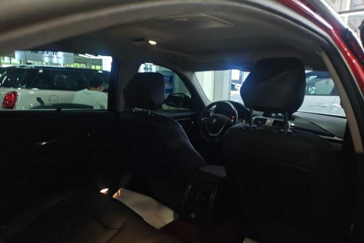 Used BMW 3 Series 2018 320Li Fashion Model Headliner