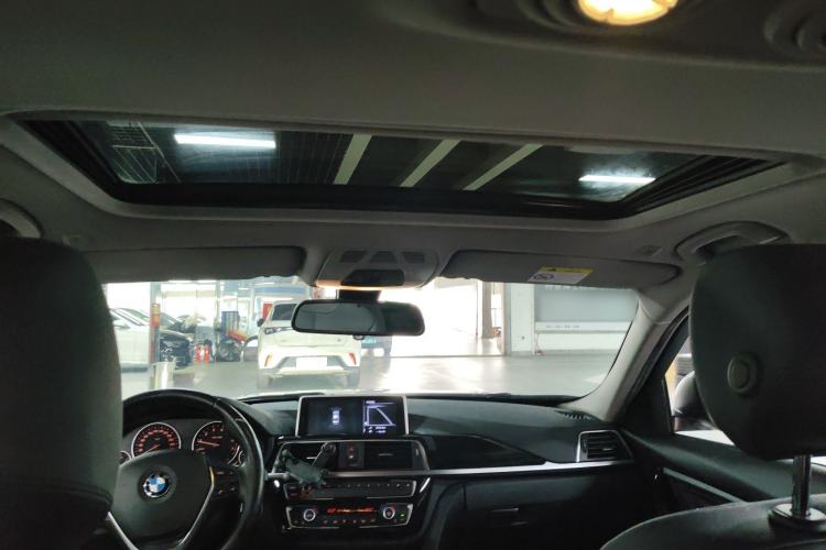 Used BMW 3 Series 2018 320Li Fashion Model Headliner