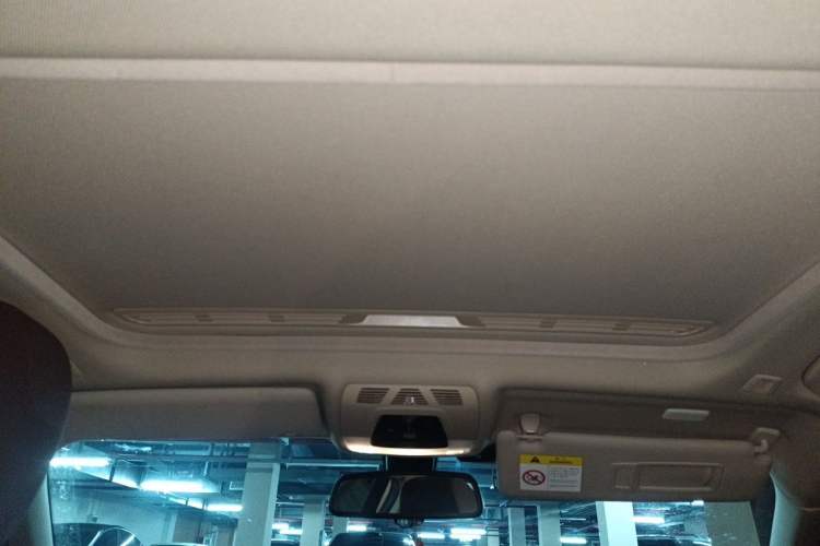 Used BMW 3 Series 2018 320Li Fashion Model Headliner