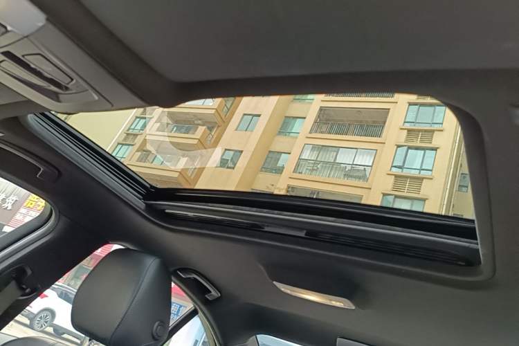 Used BMW 3 Series 2018 320i M Sport Package Headliner