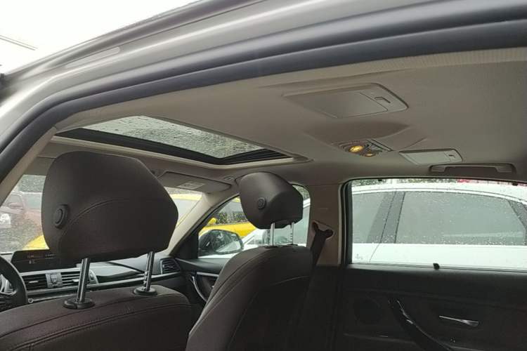 Used BMW 3 Series 2018 320Li Fashion Model Headliner