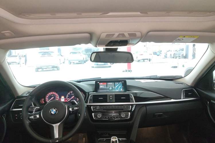 Used BMW 3 Series 2018 320Li Leading Model M Sport Package Headliner