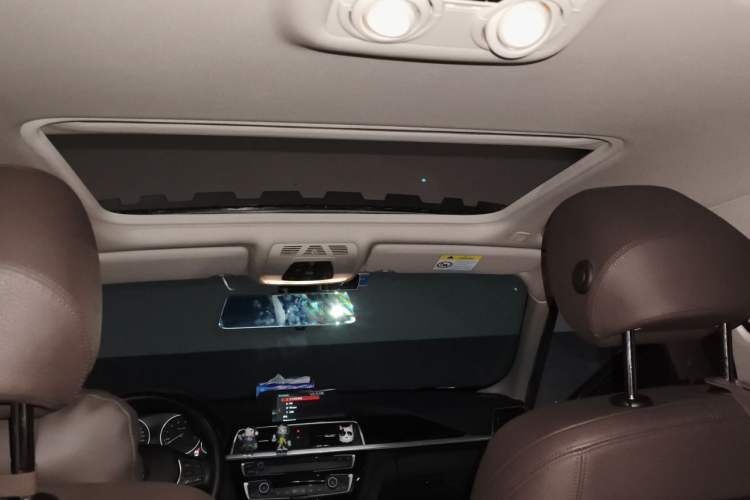 Used BMW 3 Series 2018 320Li Fashion Model Headliner