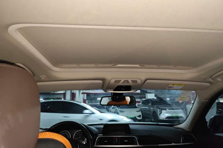 Used BMW 3 Series 2018 320Li Fashion Model Headliner