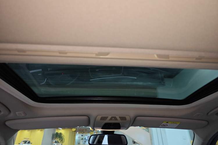 Used BMW 3 Series 2018 320Li Fashion Model Headliner