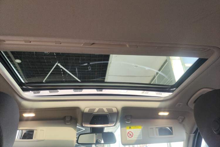 Used BMW 3 Series 2018 320Li Fashion Model Headliner