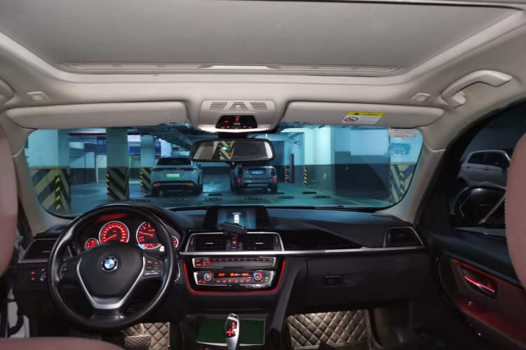 Used BMW 3 Series 2018 320Li Fashion Model Headliner