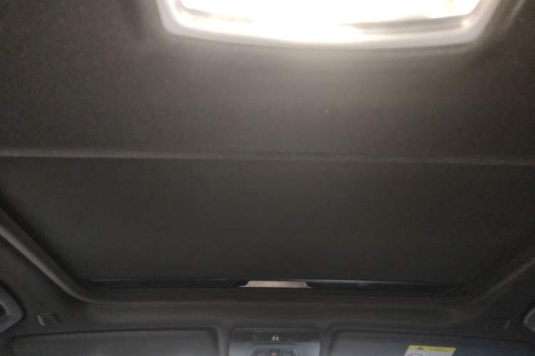 Used BMW 3 Series 2018 320i M Sport Package Headliner