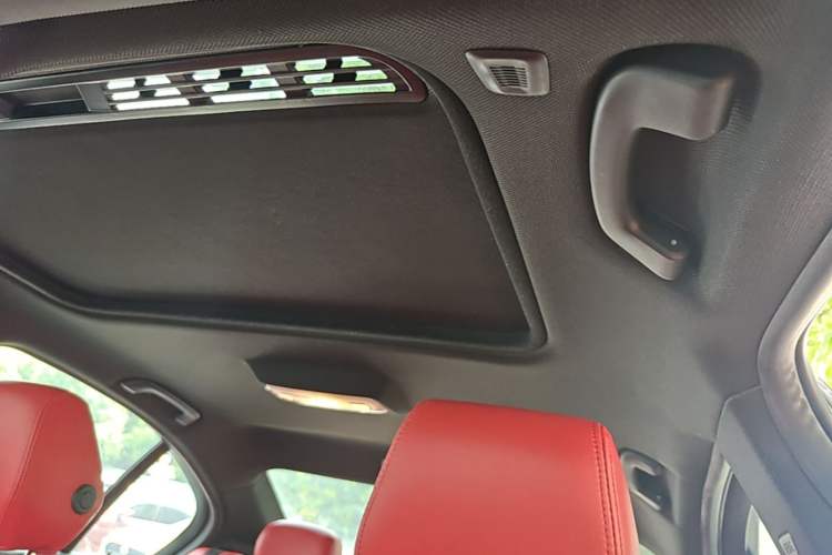 Used BMW 3 Series 2018 320i M Sport Package Headliner