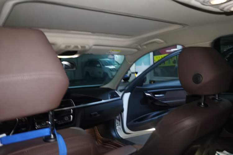 Used BMW 3 Series 2018 320Li Fashion Model Headliner
