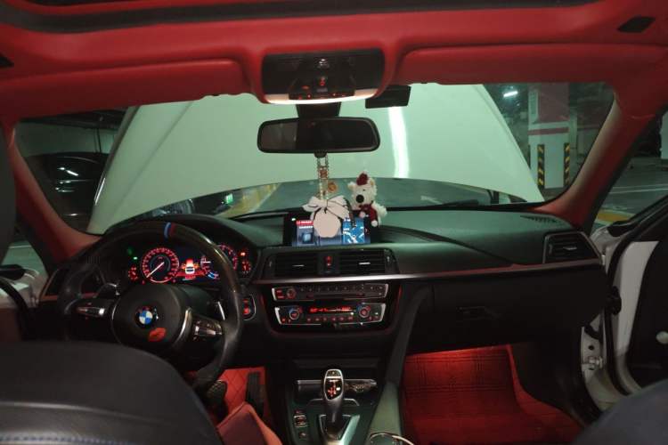 Used BMW 3 Series 2018 320i M Sport Night Edition Headliner
