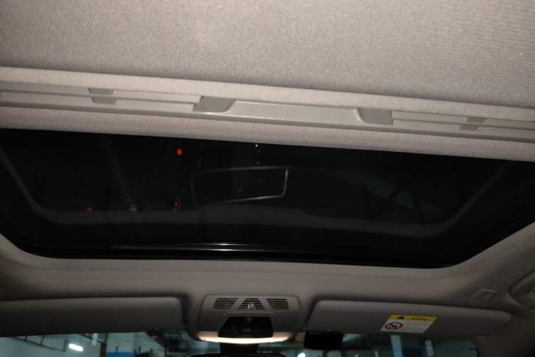 Used BMW 3 Series 2018 320Li Leading Model M Sport Package Headliner